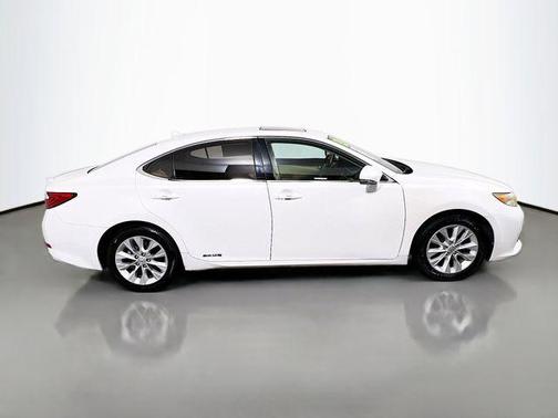2013 Lexus ES 300h Base