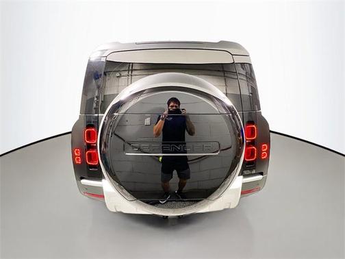 2024 Land Rover Defender 130 P400 S