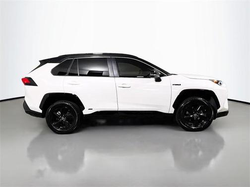 2019 Toyota RAV4 Hybrid SE