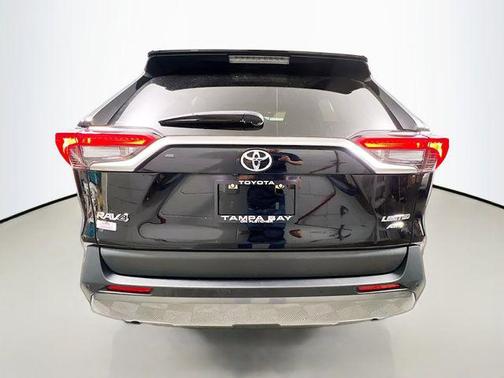 2021 Toyota RAV4 Limited