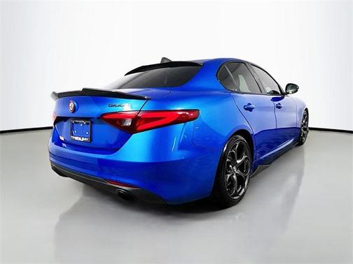 2019 Alfa Romeo Giulia Base