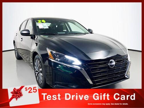 Super Black 2024 Nissan Altima 2.5 SV