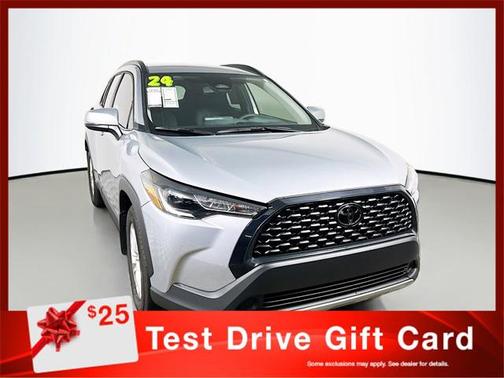 2024 Toyota Corolla Cross LE