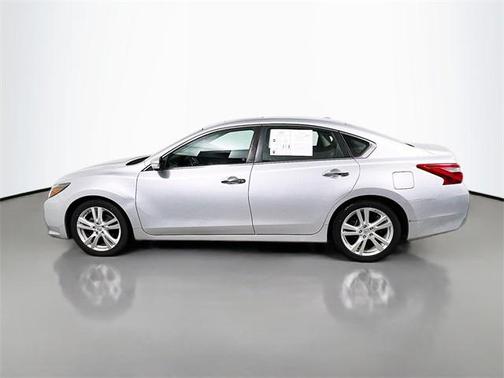 2017 Nissan Altima 3.5 SL