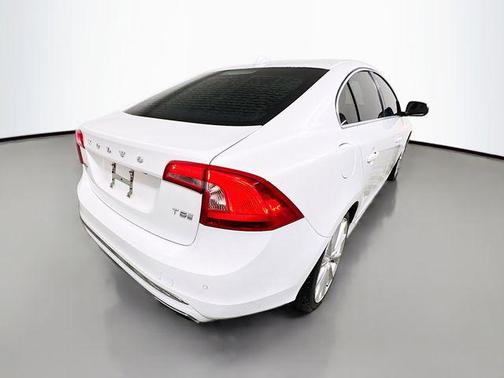 2017 Volvo S60 Inscription T5