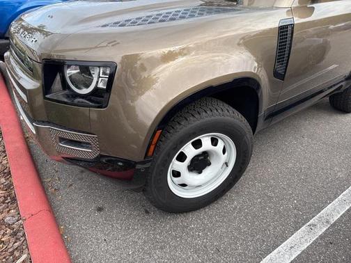 2023 Land Rover Defender 90 S