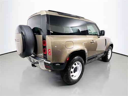 2023 Land Rover Defender 90 S