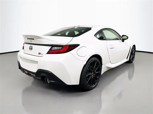 2025 Toyota GR86 Premium