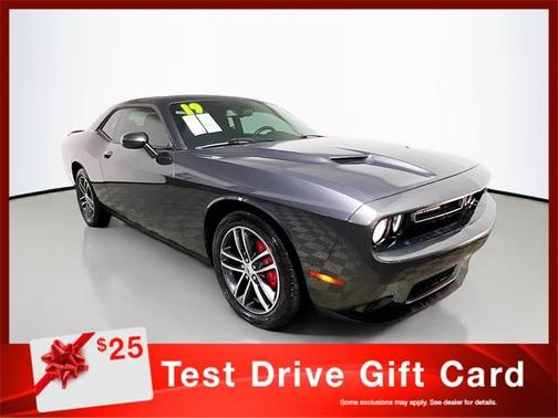 2019 Dodge Challenger SXT