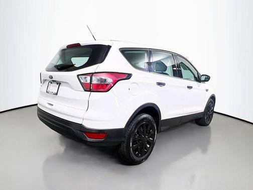Oxford White 2017 Ford Escape S