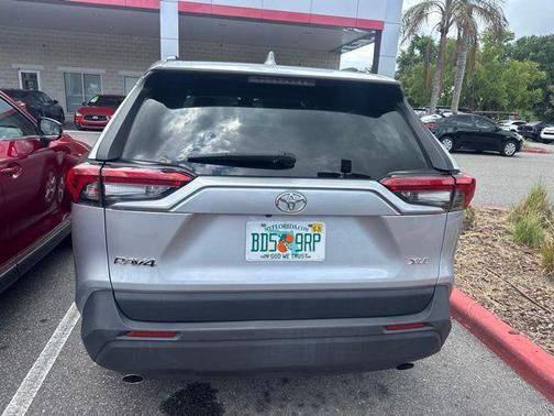 Silver Sky Metallic 2020 Toyota RAV4 XLE