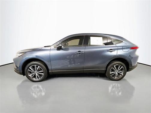 2023 Toyota Venza LE