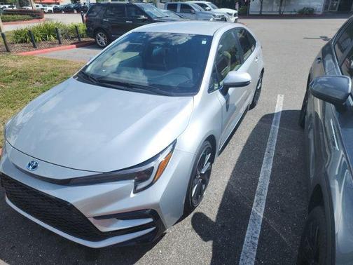 Classic Silver Metallic 2025 Toyota Corolla Hybrid SE
