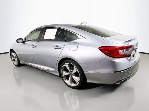 Lunar Silver Metallic 2018 Honda Accord Touring 2.0T