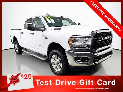 2024 RAM 2500 Big Horn Crew Cab 4x4 6'4' Box