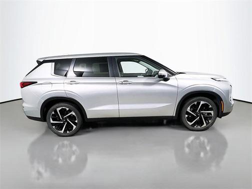 2024 Mitsubishi Outlander SE Black Edition S-AWC