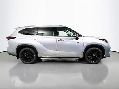 2025 Toyota Highlander Limited
