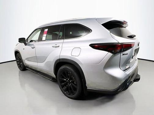 2025 Toyota Highlander Limited