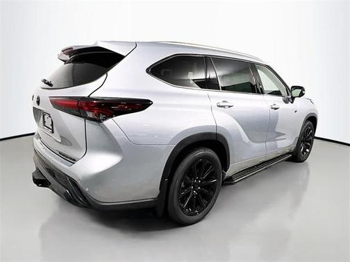 2025 Toyota Highlander Limited