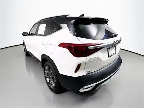 2023 Kia Seltos S