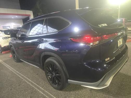 2023 Toyota Highlander XSE