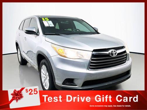Silver Sky Metallic 2015 Toyota Highlander LE