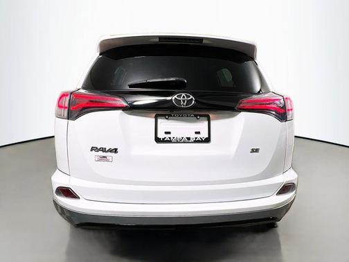 2018 Toyota RAV4 SE
