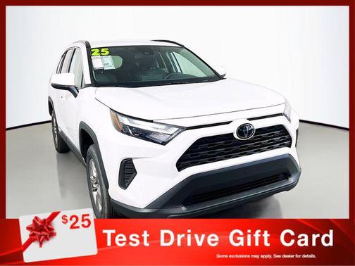 2025 Toyota RAV4 Hybrid XLE