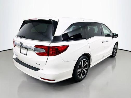 2018 Honda Odyssey Elite