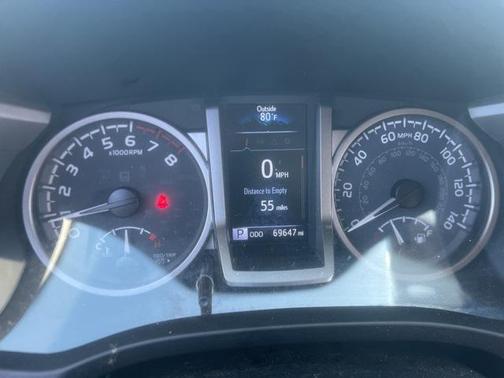 2022 Toyota Tacoma SR5