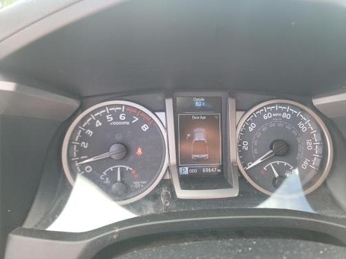 2022 Toyota Tacoma SR5