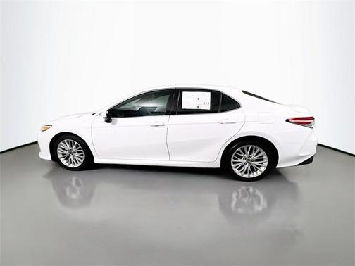 2019 Toyota Camry XLE
