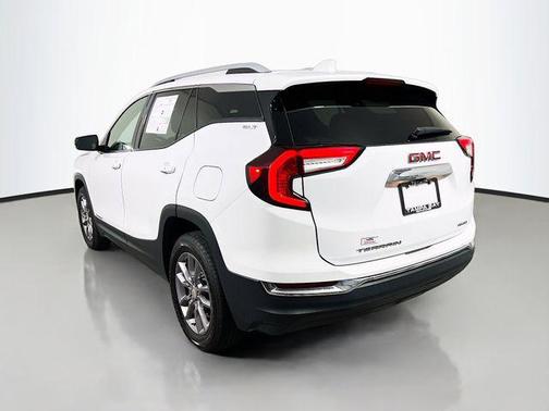 Summit White 2023 GMC Terrain SLT