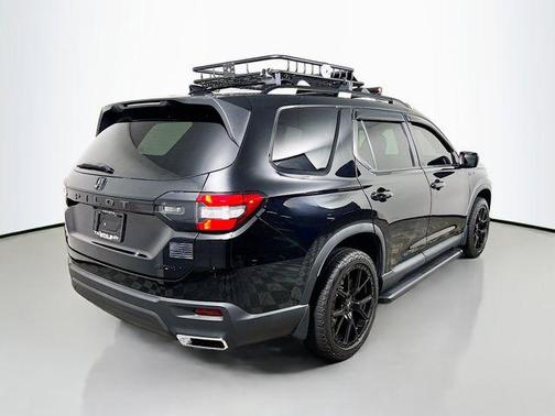 2023 Honda Pilot AWD Sport
