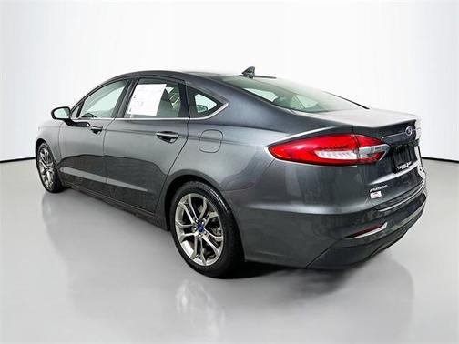2020 Ford Fusion SEL