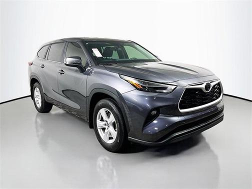 2025 Toyota Highlander LE