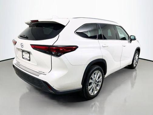 2021 Toyota Highlander Limited