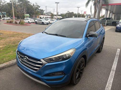2017 Hyundai TUCSON Night