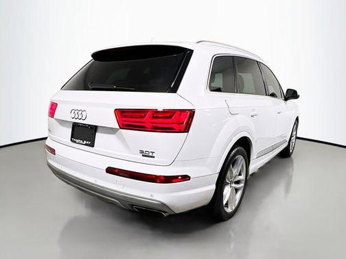 Carrara White 2018 Audi Q7 3.0T Prestige