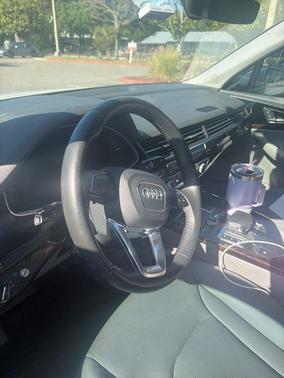 White 2018 Audi Q7 3.0T Prestige