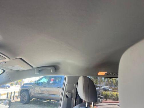 2023 Toyota Sienna LE