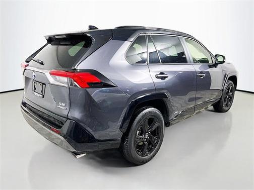 2019 Toyota RAV4 Hybrid SE