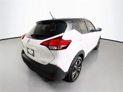 2020 Nissan Kicks SV