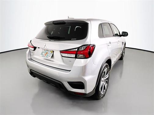 2024 Mitsubishi Outlander Sport SE