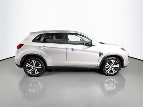 2024 Mitsubishi Outlander Sport SE