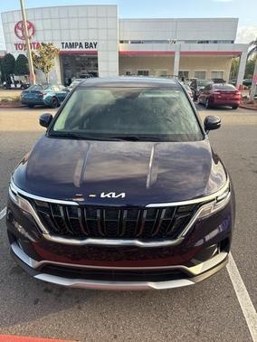 2023 Kia Carnival LX