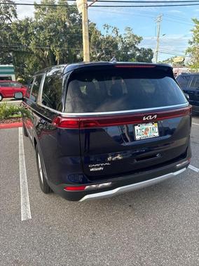 2023 Kia Carnival LX