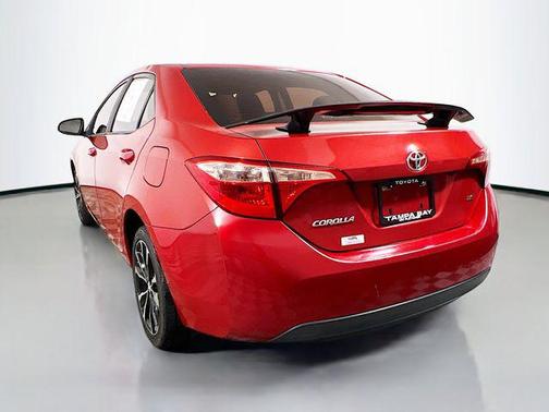 Barcelona Red Metallic 2019 Toyota Corolla SE