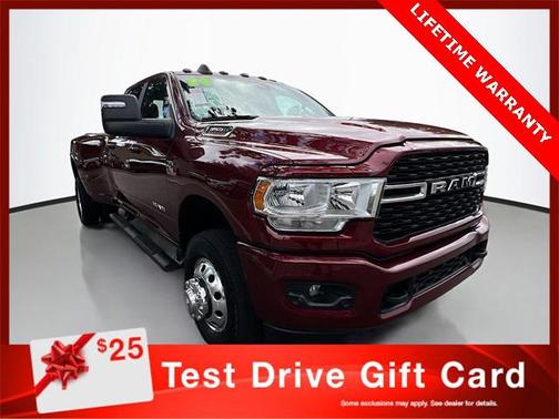 2024 RAM 3500 Big Horn Crew Cab 4x4 8' Box