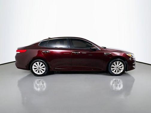 Sangria 2016 Kia Optima EX